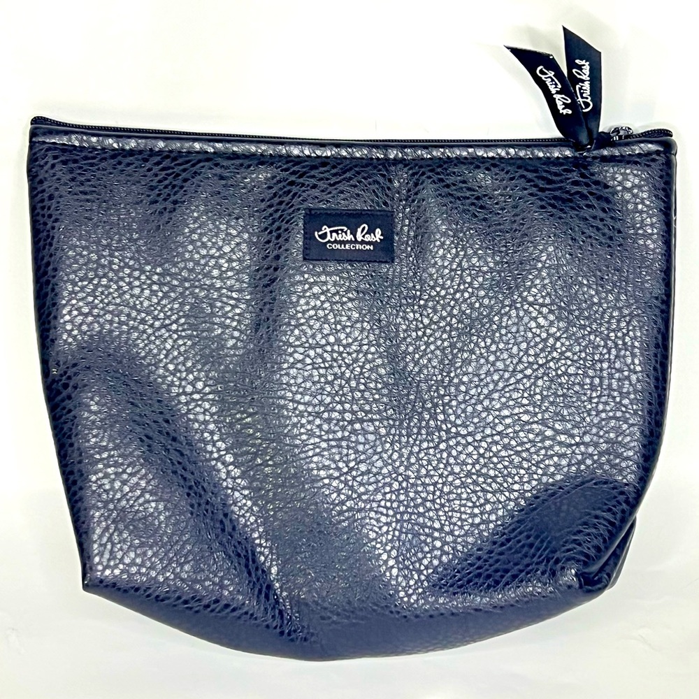 $6 🌸 Madison Handbags ~ Trish Rost Collection ~ Black ~ Cosmetics Bag